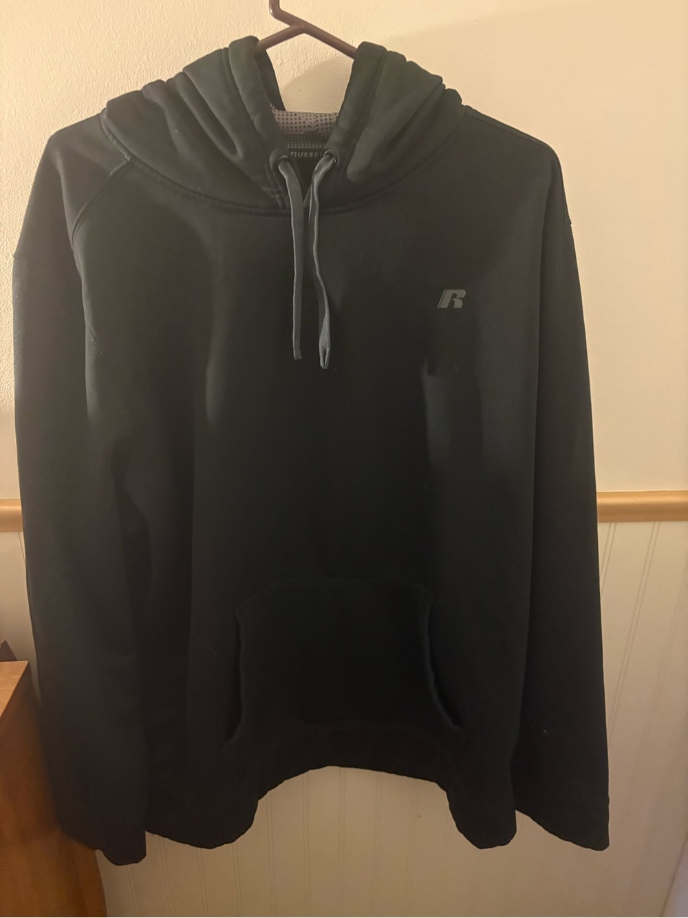 Russell Athletic Men’s 2XL Black Performance Pullover Hoodie Dri-Power Athletic